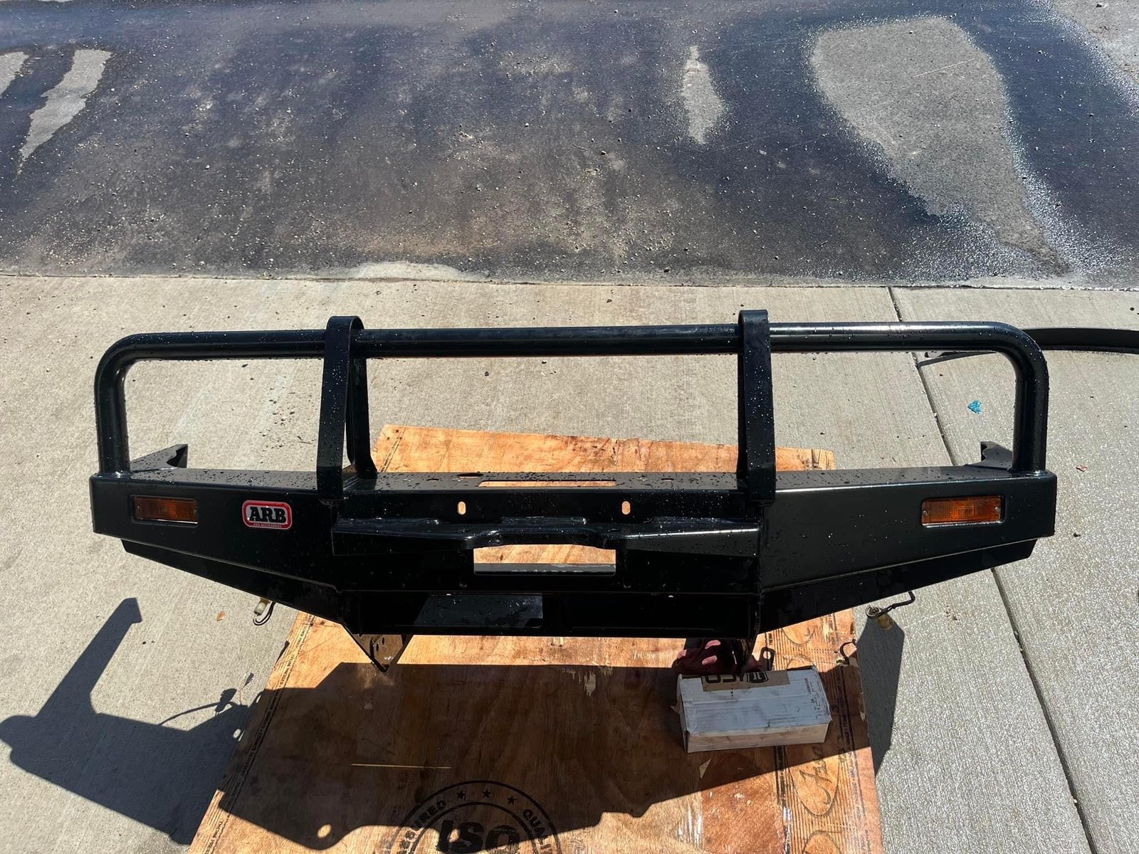 ARB Front Bumper – 1st Gen Toyota 4Runner / Pickup – Mint Condition - Image 2